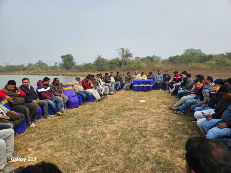 संवेदक संघ की हुई बैठक, नई कमीटी गठित