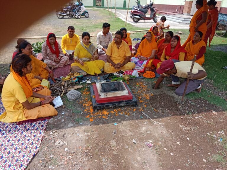 ### गायत्री परिवार पाकुड़ के द्वारा होगा 51 कुंडीय गायत्री यज्ञ
