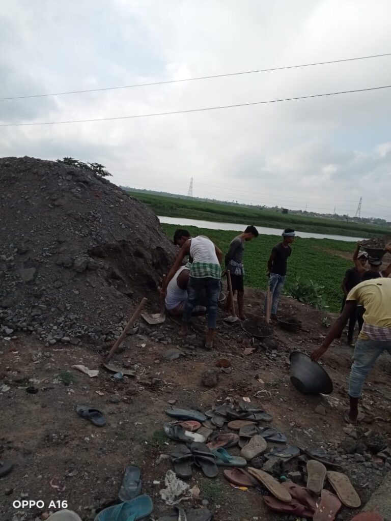 सामाजिक कार्यकर्ता सुरेश अग्रवाल ने लगाए गम्भीर आरोप। जमीनी दृश्य बता रही हैं आरोप की सच्चाई। न्यायालय की चौखट पर दस्तक। जाँच से ही उठ सकता है पर्दा।