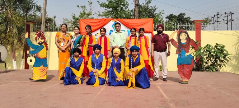 डी ए वी विद्यालय में अम्बेडकर जयंती और बैसाखी का संगम, प्रेरणा और उल्लास से गूंजा परिसर