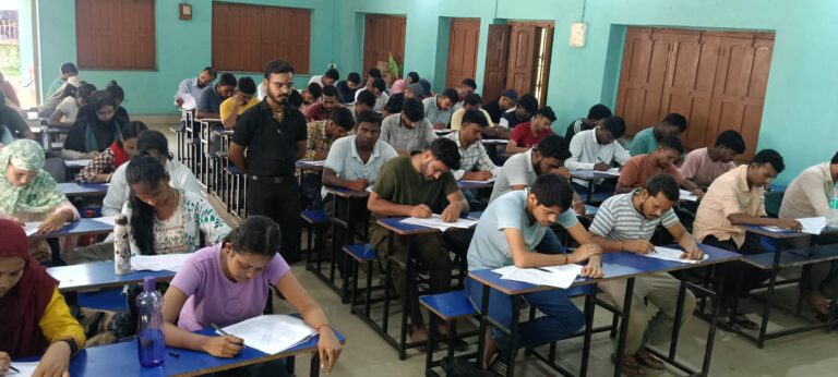 एंडेवर एकेडमी पाकुड़ में JTET की निःशुल्क मॉक टेस्ट सीरीज, सैकड़ों अभ्यर्थियों ने परखी तैयारी