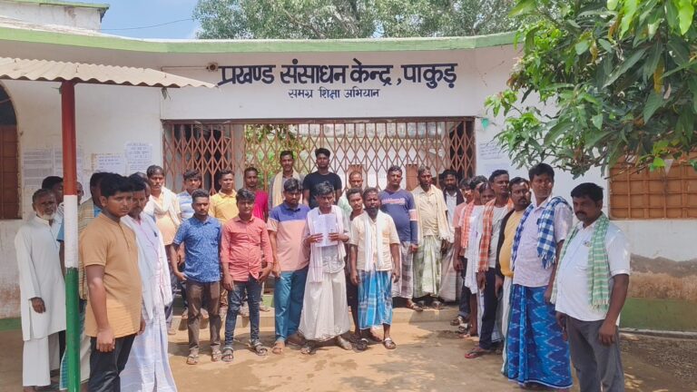 उप्रावि रामचंद्रपुर में एसएमसी चुनाव को लेकर घमासान: ग्रामीणों ने उपायुक्त को लिखा पत्र, कहा हार के बाद झूठे आरोपों से माहौल बिगाड़ने की साजिश